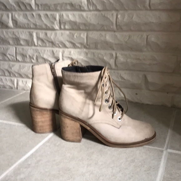 Aldo Lace Up Suede Ankle Boot - Picture 2 of 3
